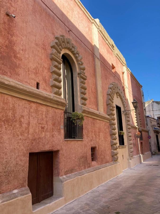 مبيت وإفطار Nardò Palazzo Cariddi المظهر الخارجي الصورة