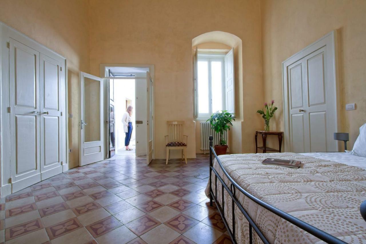 مبيت وإفطار Nardò Palazzo Cariddi المظهر الخارجي الصورة